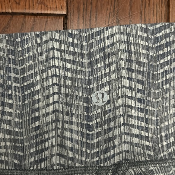 Size 4 Lululemon wunder under arrow jacquard high rise - Picture 6 of 6